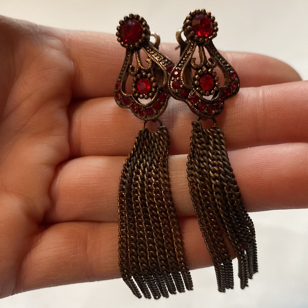 Vintage dangly gothic earrings